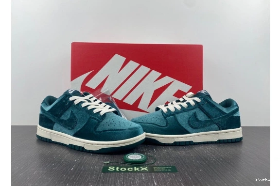 Dunk Velvet Low Nike Green DZ5224-300 0318